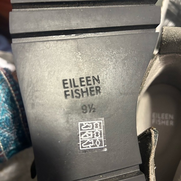 Eileen Fisher Tinker Wedgie Booties Dark Moss Green Suede Size 9.5 City Sleek - Picture 2 of 10